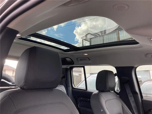 2023 Land Rover Defender 110 SE 2.0 / 7 seats — defender-2023-11-110-se photo 4